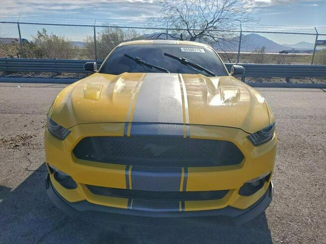 Ford Mustang / 5.0 / niski przebieg /