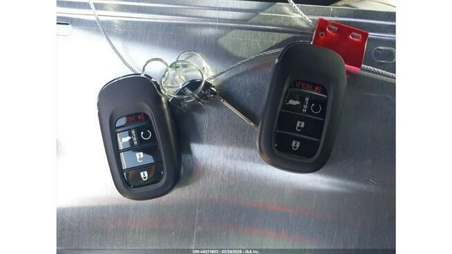 Honda CR-V / HYBRYDA / 4x4 / bogate wyposażenie / niski przebieg /