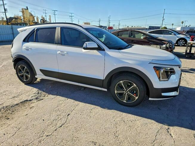 Kia Niro / HYBRYDA / 1.6 138KM / Bogate wyposażenie /