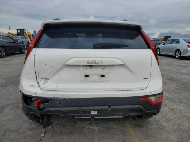 Kia Niro / HYBRYDA / bogate wyposażenie / niski przebieg /