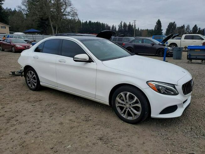 Mercedes C 300 / 4MAtic / niski przebieg / automat /