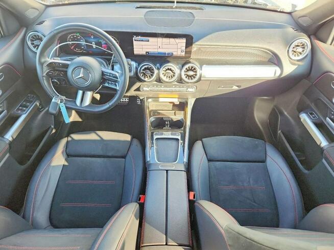 Mercedes GLB / pakiet AMG / 4Matic / bogata wersja /