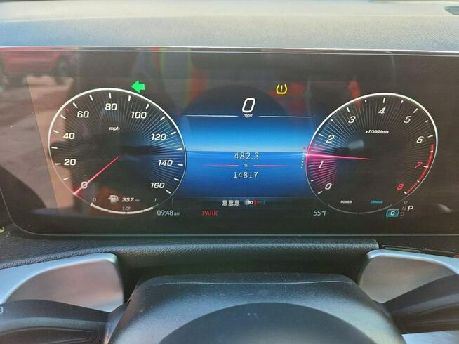 Mercedes GLB / pakiet AMG / 4Matic / bogata wersja /