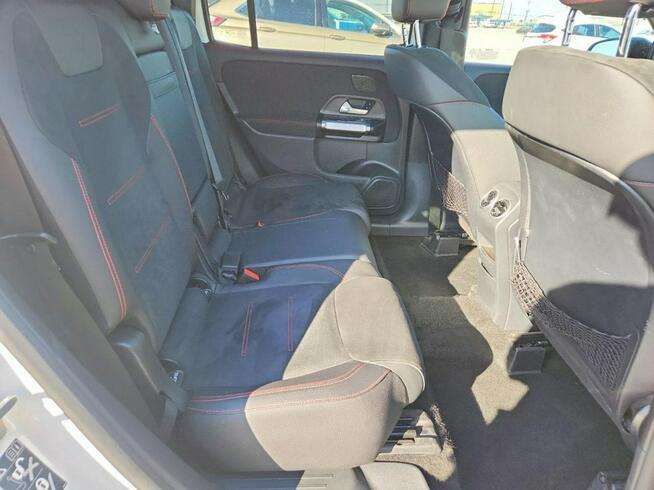 Mercedes GLB / pakiet AMG / 4Matic / bogata wersja /
