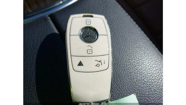 Mercedes GLC 300 / Virtual / Burmester / Polift / 4Matic /