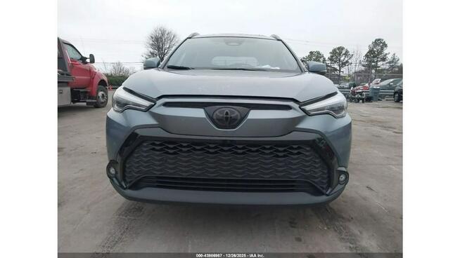 Toyota Corolla Cross / HYBRYDA / 4x4 / bogate wyposażenie / niski przebieg /