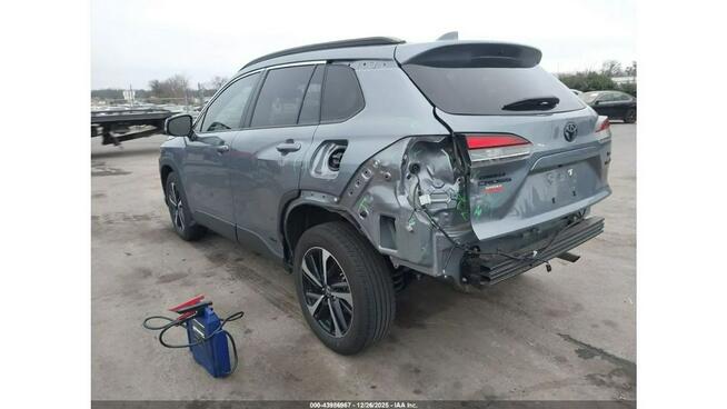 Toyota Corolla Cross / HYBRYDA / 4x4 / bogate wyposażenie / niski przebieg /