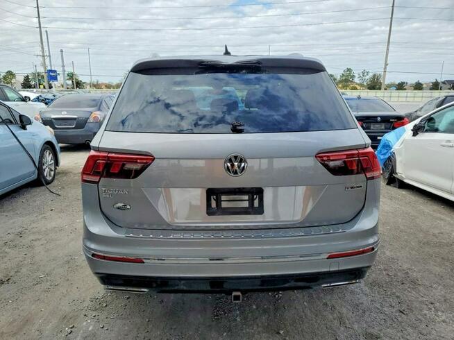 Volkswagen Tiguan / 4x4 / R-Line / niski przebieg /