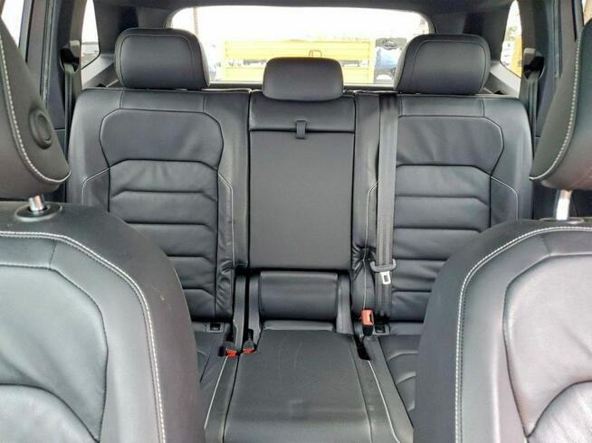Volkswagen Tiguan / 4x4 / R-Line / niski przebieg /