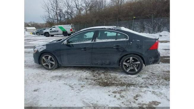 Volvo S60 / 4x4 / Niski przebieg /