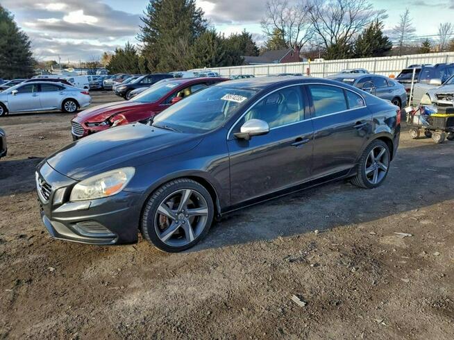 Volvo S60 / 3.0 304KM / 4x4 / Bogate wyposażenie /