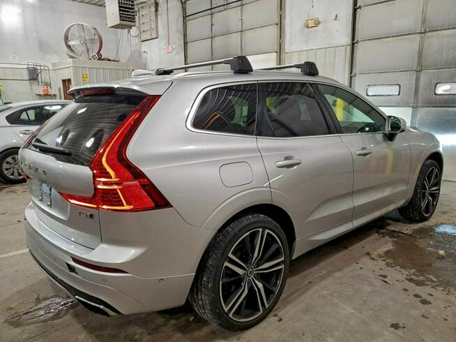 Volvo XC 60 / 4x4 / Niski przebieg /