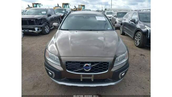 Volvo XC 70 / Niski przebieg / automat /
