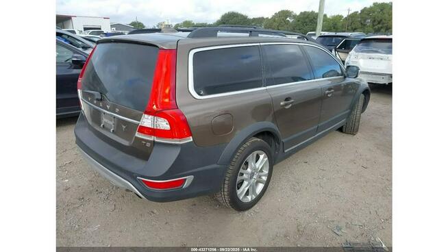 Volvo XC 70 / Niski przebieg / automat /
