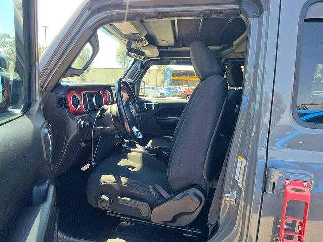 Jeep Wrangler RUBICON / 4x4 / niski przebieg