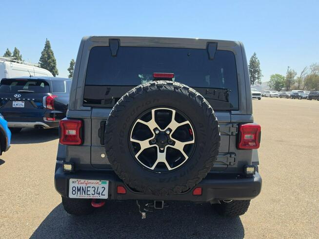 Jeep Wrangler RUBICON / 4x4 / niski przebieg