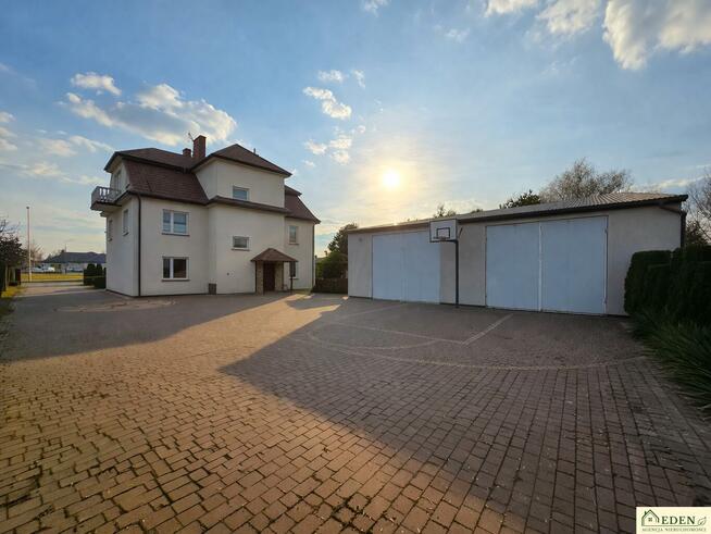 Dom Łuków, Zaokręgiem