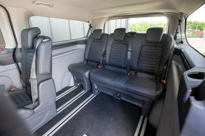 Ford Tourneo Custom 9-OSOBOWY L2H1 / Bogate wyposażenie / Gwarancja producenta !
