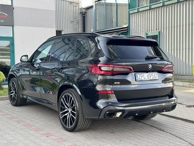 BMW X5 xDrive40i. Pełna wersja wyposażenia. First Class, Bowers, Masaże.
