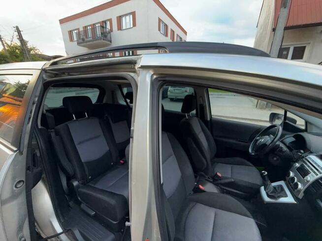 Sprzedam samochód MAZDA 5 06-08