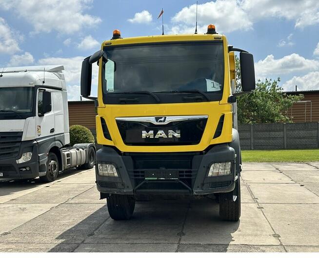 SAMOCHÓD CIĘŻAROWY MARKI MAN TGS 41.460