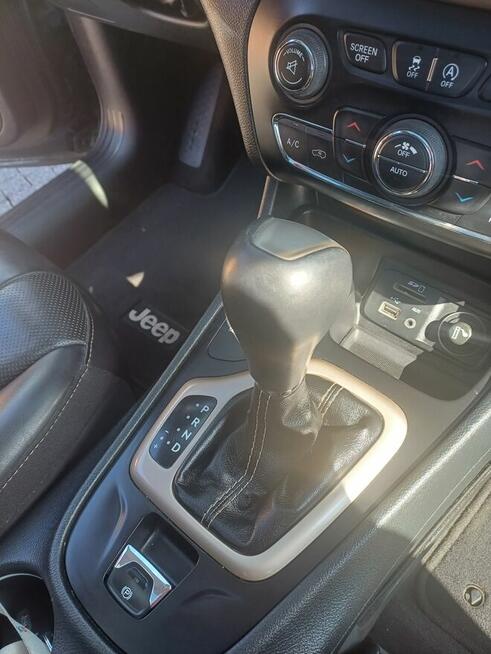 Sprzedam Jeep cherokee