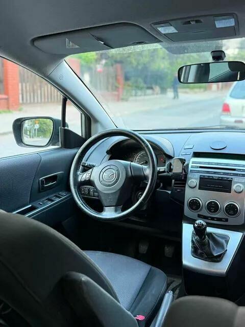 Sprzedam samochód MAZDA 5 06-08