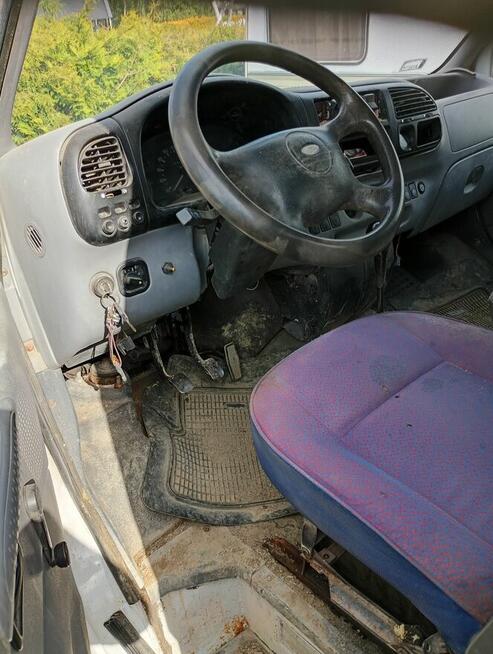 Ford Transit Doka wywrotka hak holowniczy