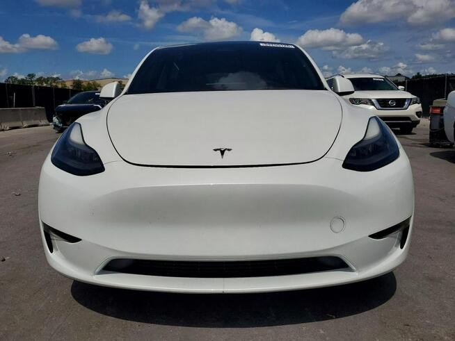 Tesla Y AWD / Dual motor /