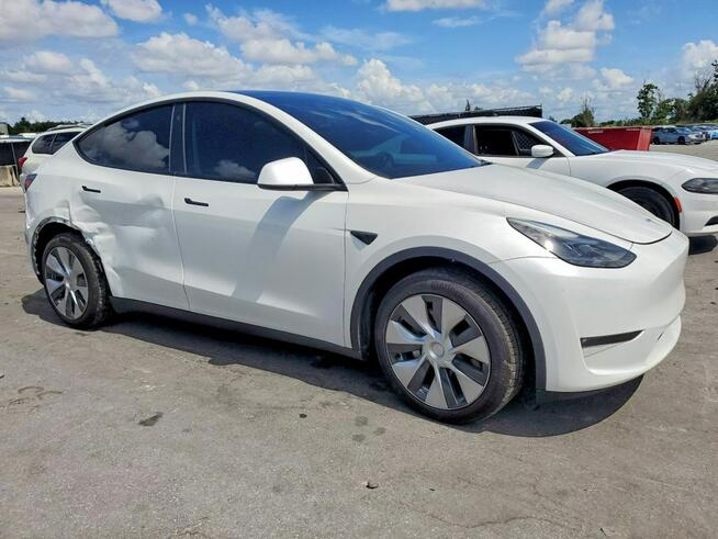 Tesla Y AWD / Dual motor /