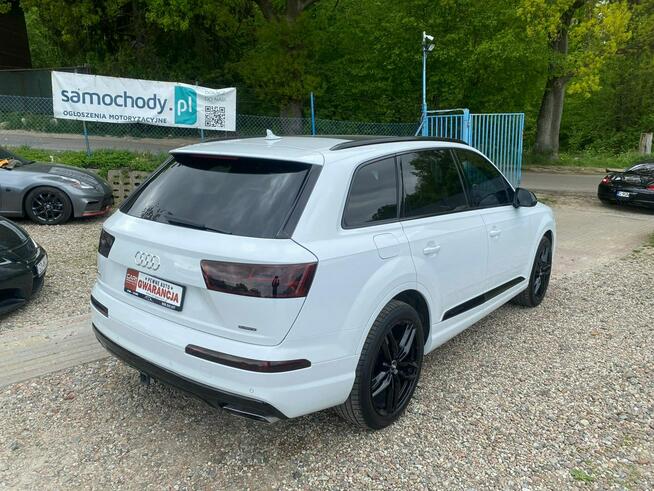 Audi Q7 2.0 tfsi Quattro 7 os. Panorama skóry ledy Navi kamera 1. Rok gwarancj