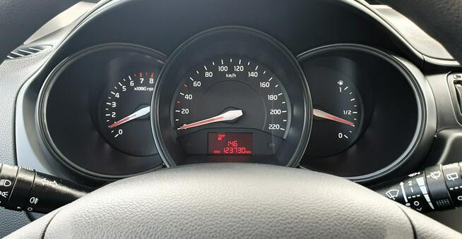 Kia Rio Bezwypadkowy/ Zadbany/Gotowy do rejestacji/Klimatyzacja sprawna
