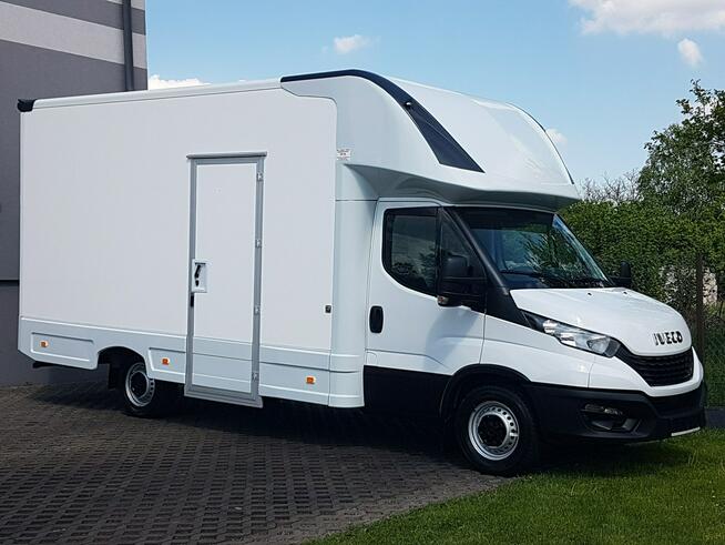 Iveco Daily KONTENER NISKOPODŁOGOWY 4,44x2,23x2,42 SKLEP BAR FOODTRUCK KAMPER AC