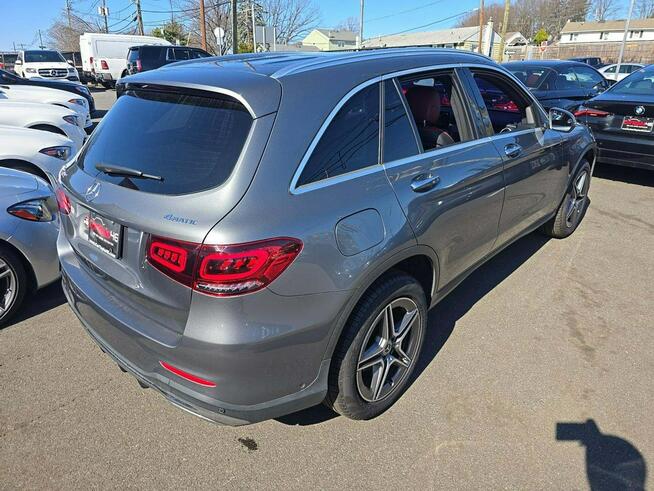 Mercedes GLC 300 4Matic / pakiet AMG / niski przebieg