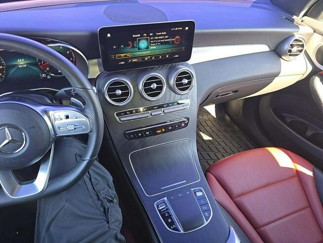 Mercedes GLC 300 4Matic / pakiet AMG / niski przebieg
