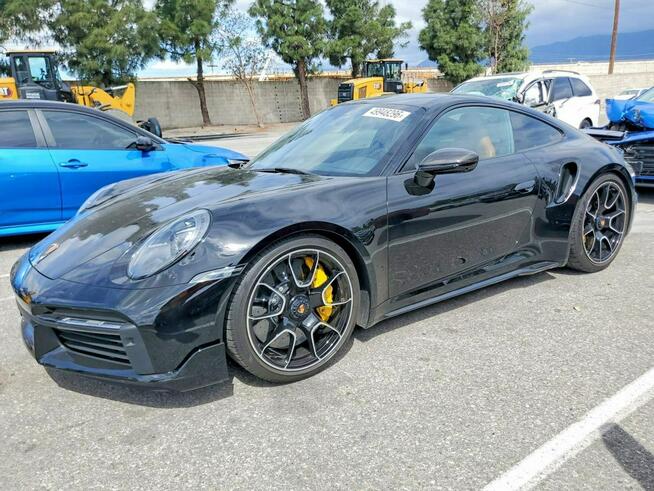PORSCHE 911 TURBO S / AWD / niski przebieg