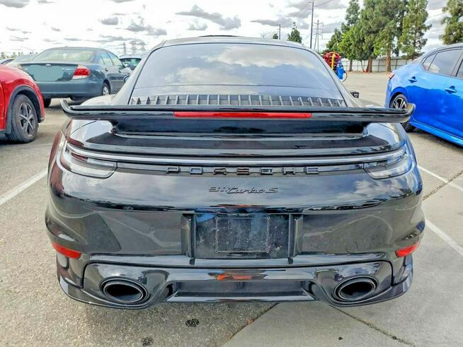 PORSCHE 911 TURBO S / AWD / niski przebieg