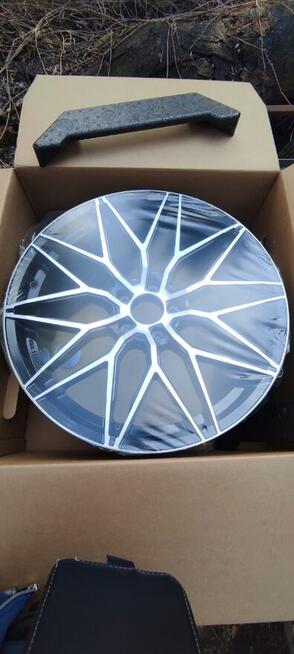 Felgi aluminiowe Dotz Suzuka Dark 20 5x112 alufelgi