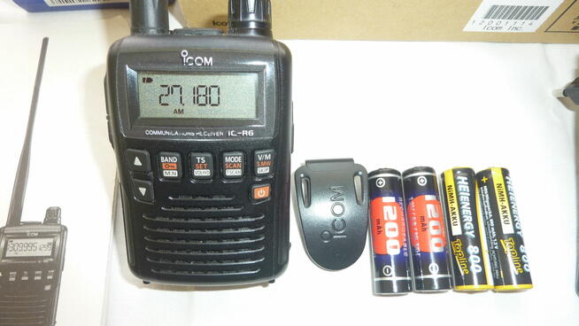 Skaner nasłuchowy ICOM IC-R6.Stan b.dobry, kompletny, mało uży