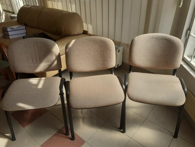 sprzedam tanio komplet wypoczynkowy sofa i fotel i krzesła,