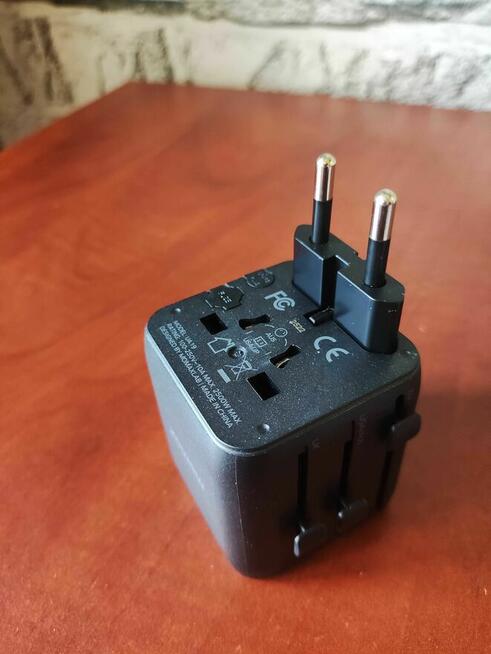 ADAPTER Podróżny przejściówka zasilania sieciowy do gniazdka