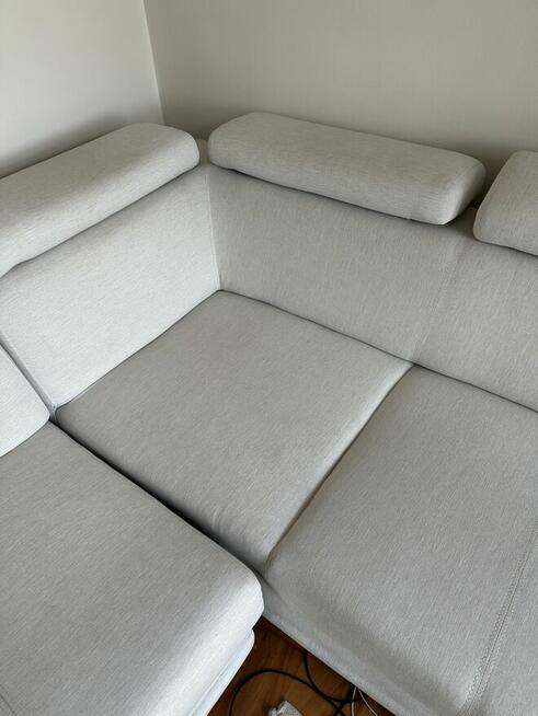 Sofa szaro biała
