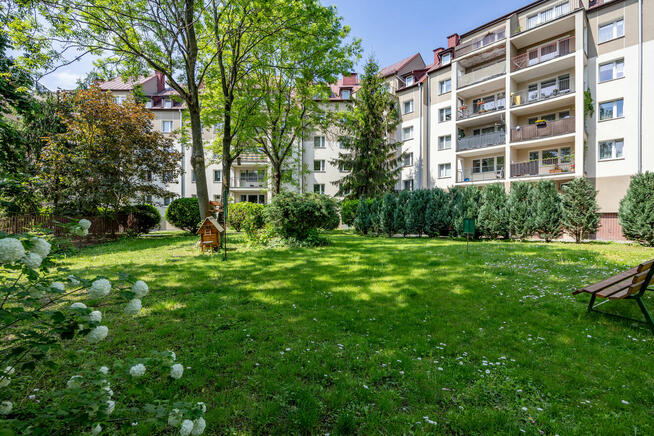 3 osobne pokoje + salon, balkon, blisko centrum mieszkanie z