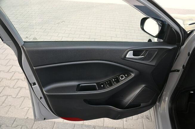 Hyundai i20 1,4Benzyna*101KM*LED*Panorama*Parktronic*Niemcy