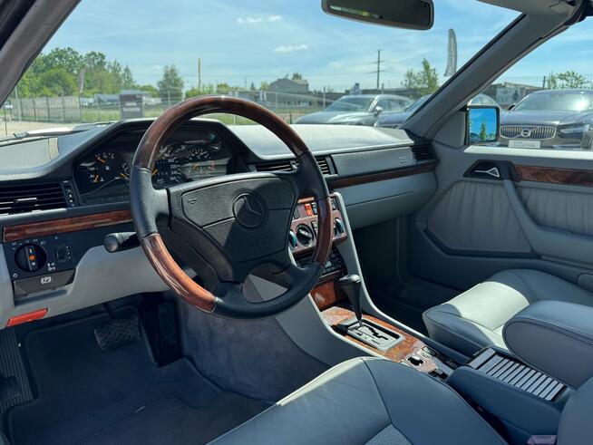 Mercedes 300CE, 1992