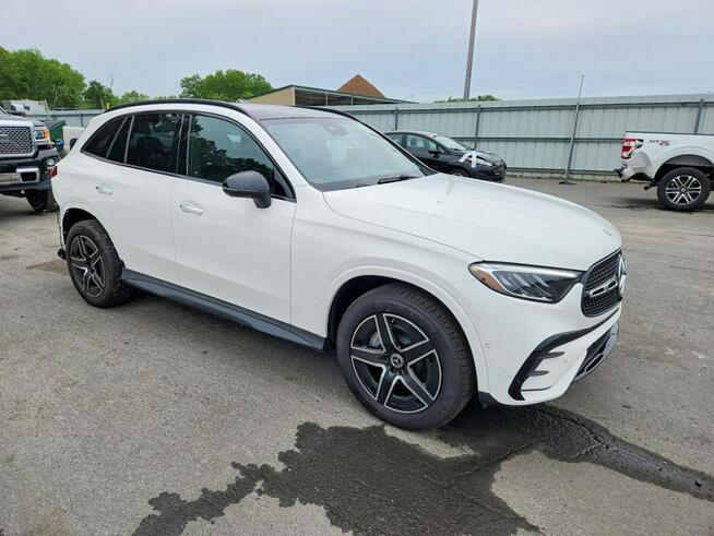 Mercedes GLC 300 4Matic / pakiet AMG / Auto jak nowe