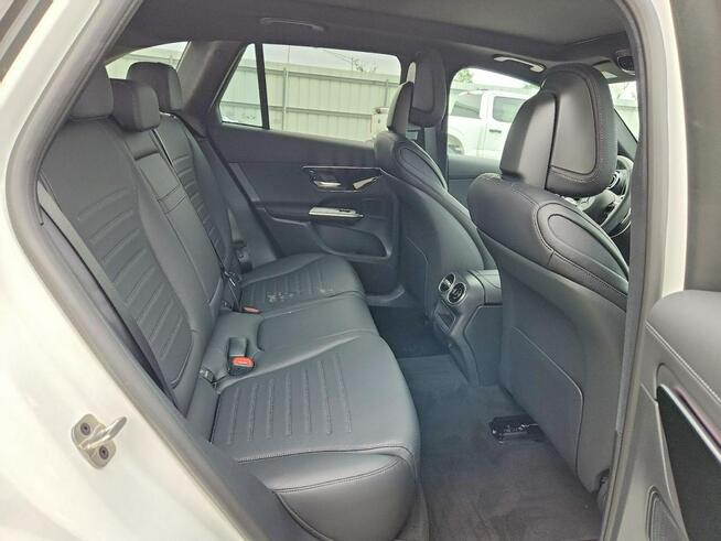 Mercedes GLC 300 4Matic / pakiet AMG / Auto jak nowe