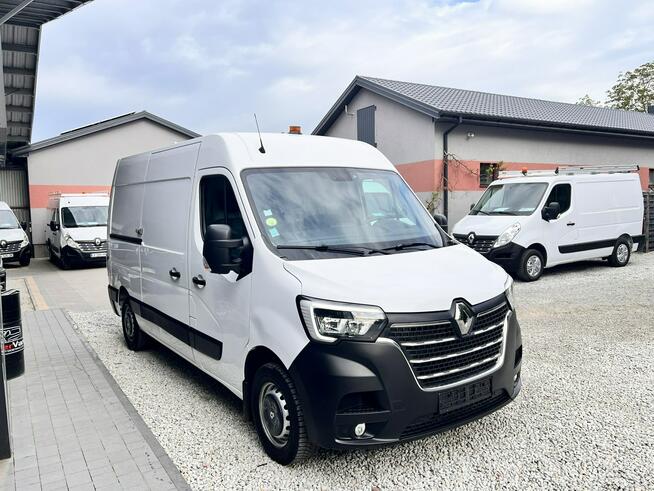 Renault Master średniak L2H2 blaszak 3-osobowy pełna opcja serwis lift
