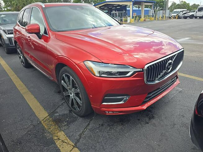 Volvo XC 60 INSCRIPTION / 4x4 / niski przebieg