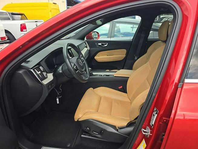 Volvo XC 60 INSCRIPTION / 4x4 / niski przebieg
